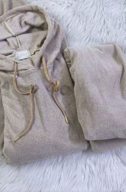 Two Pieces Suit - Beige