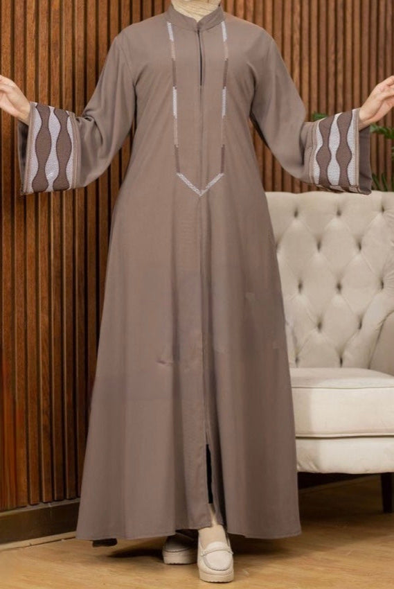 Closed Abaya With Embroidered Cuffs (4 Colors)