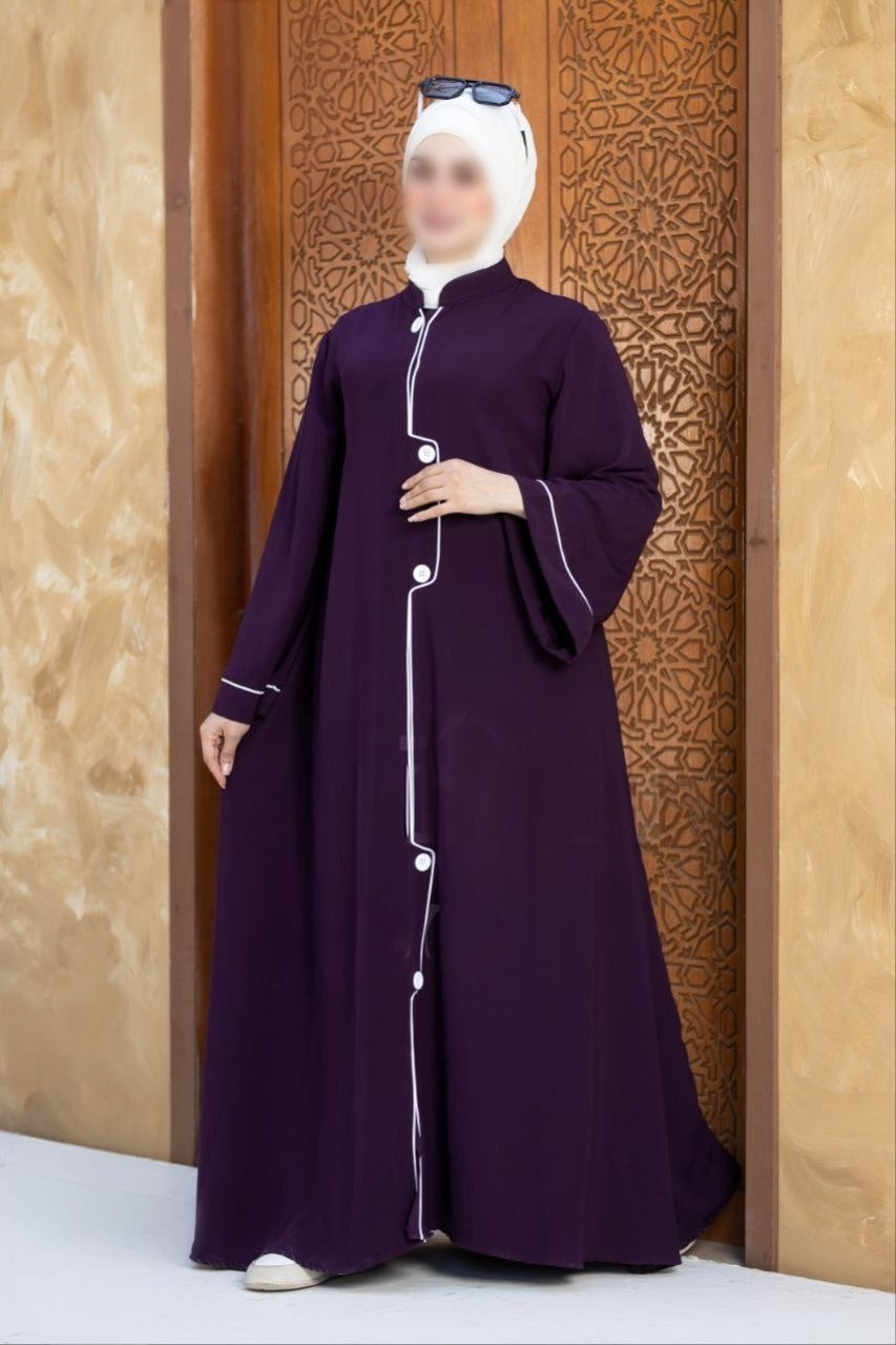 Crepe Abaya With White Button