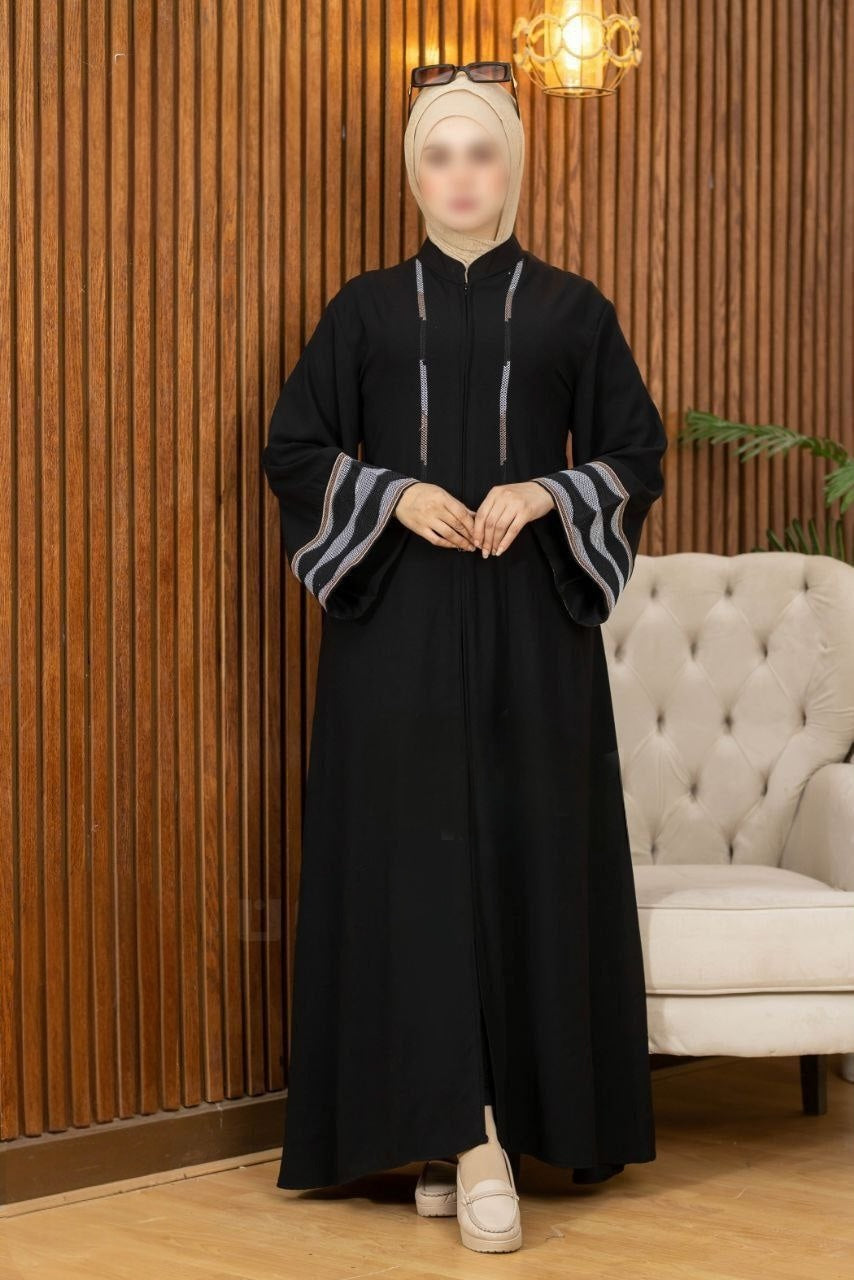 Closed Abaya With Embroidered Cuffs (4 Colors)