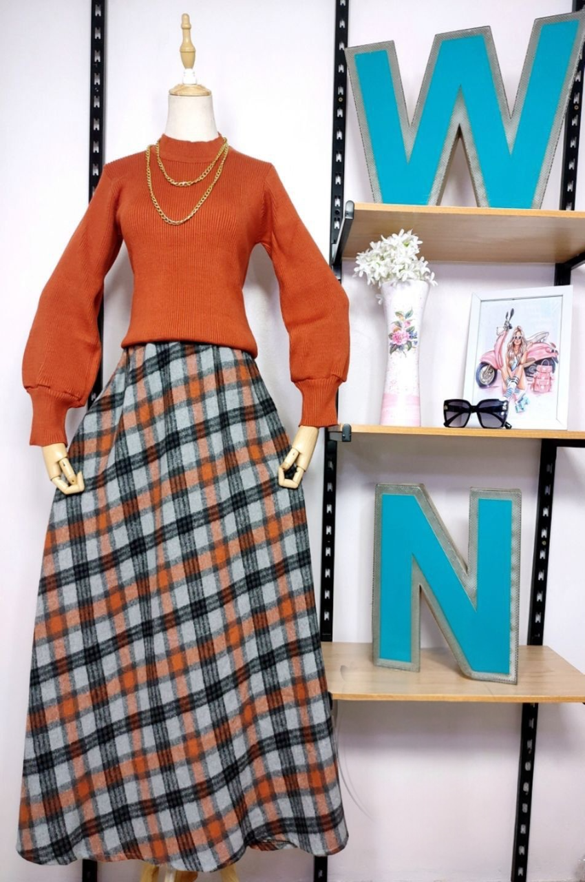 Winter Wool Skirt (2 Colors)