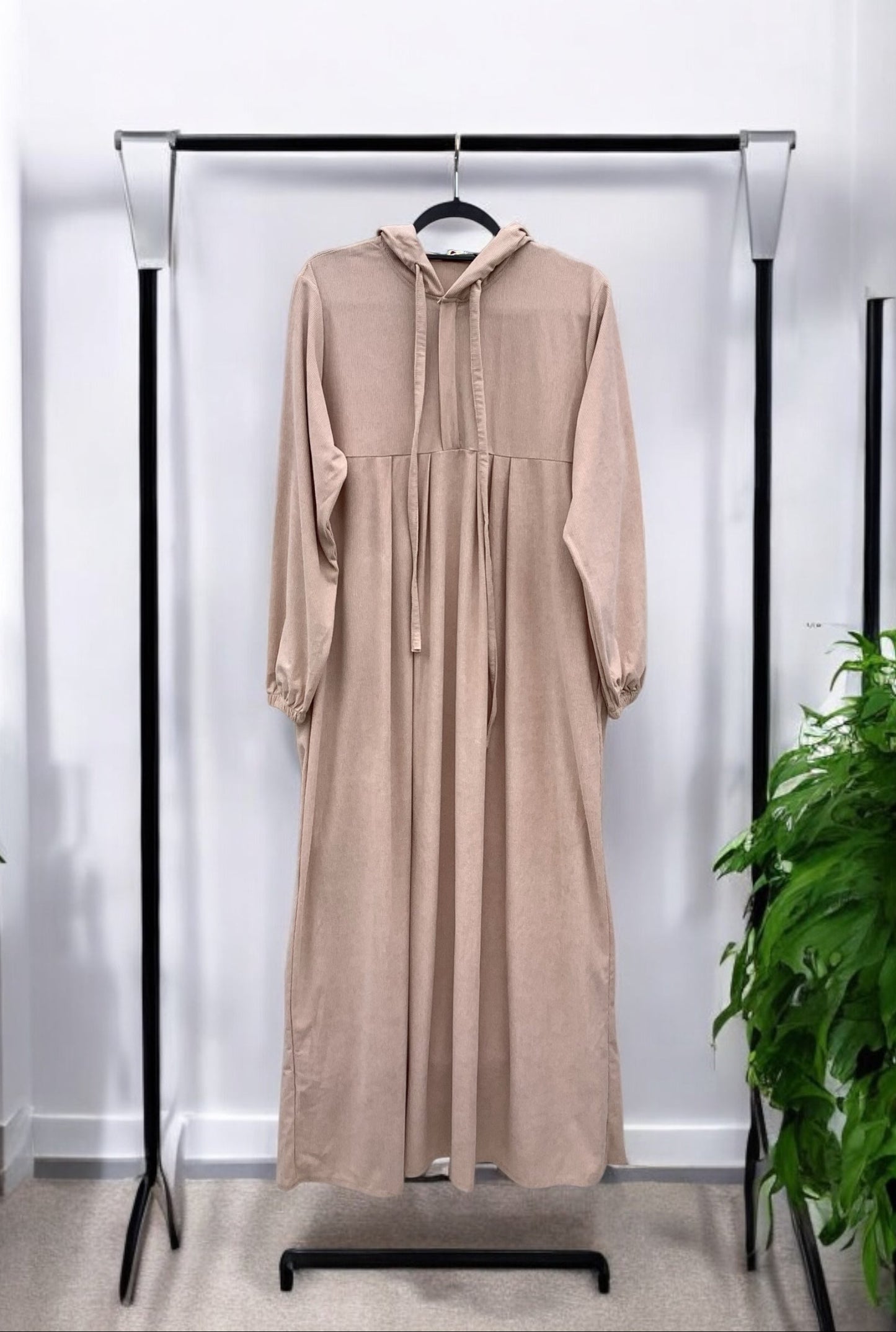 Ribbed Velvet Pleated Dress