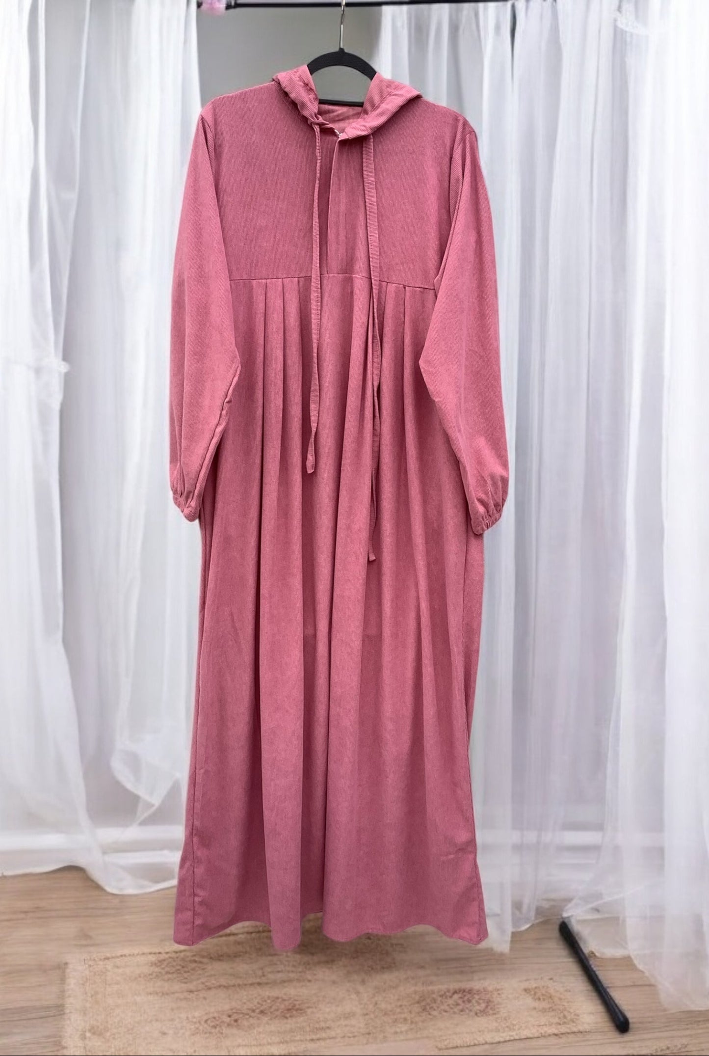Ribbed Velvet Pleated Dress