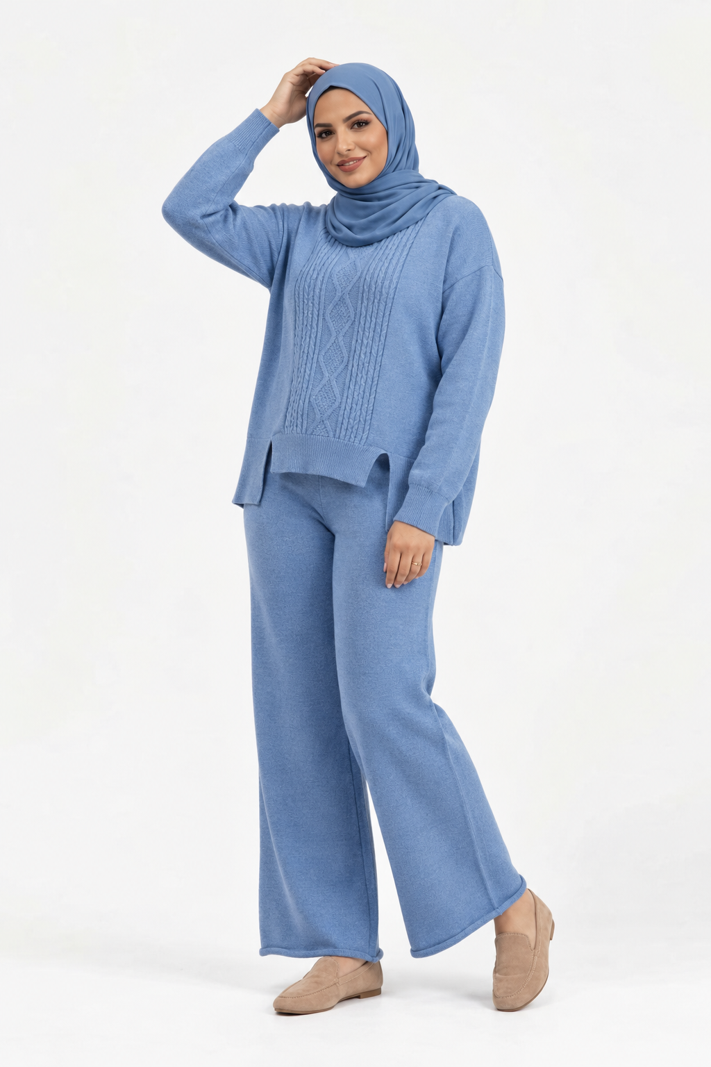 Elegant Knitted Set - Blue