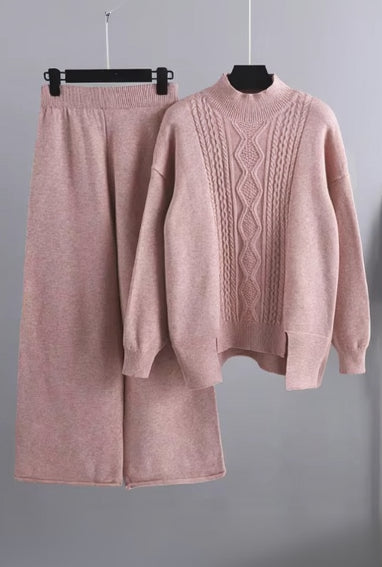 Elegant Knitted Set - Pink