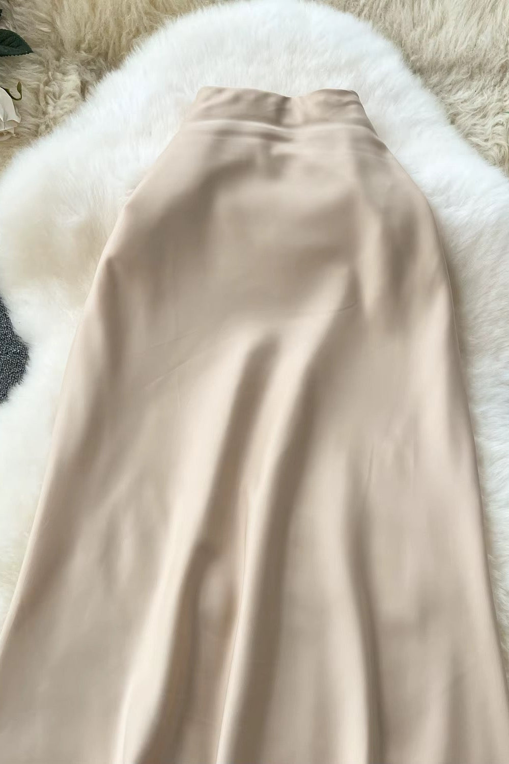 Satin Slim Skirt