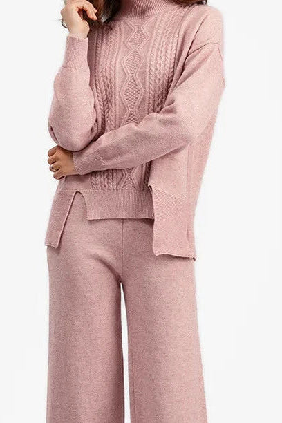 Elegant Knitted Set - Pink